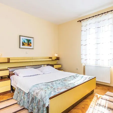 1 Bedroom Lovely In Lejlighed *