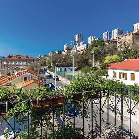 Apartment 1 Bedroom Lovely In Rijeka