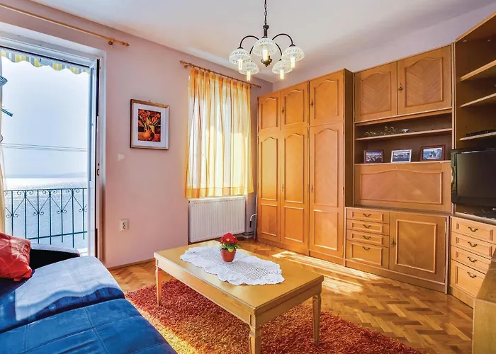 Apartmán 1 Bedroom Lovely In